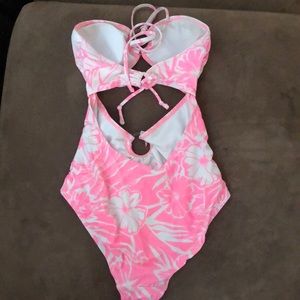 Small pink 1 piece bathing suit
